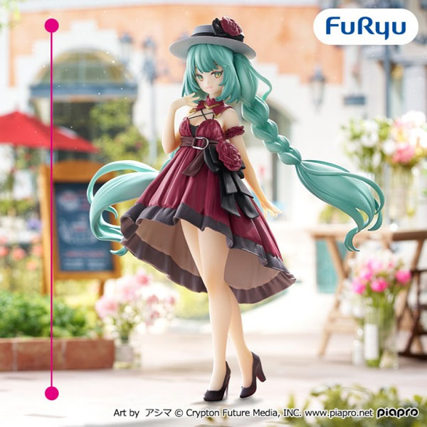 FuRyu Vocaloid Hatsune Miku Trio-Try-iT Outing Dress Red Color Figure
